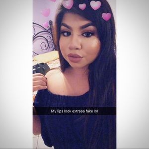 Meet your Posher, Natalie